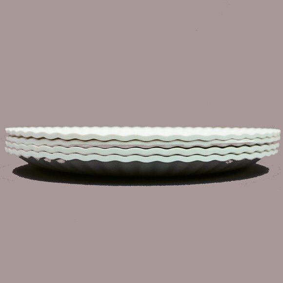 One Hundred Eighty Degrees 4 paper looking melamine plates like new - Picture 2 of 5